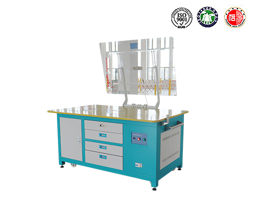 d47537f2bb8557e7bf3f33b4c3457cc5